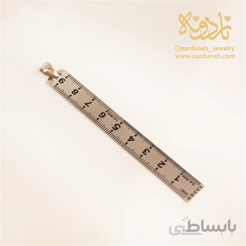 پلاک خط کش