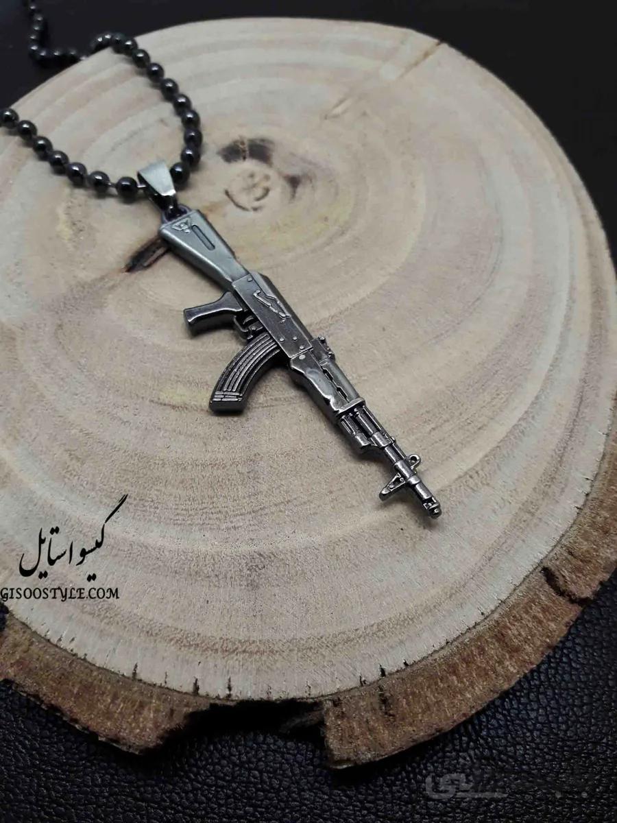 گردنبند طرح تفنگ اسلحه استیل کد b04