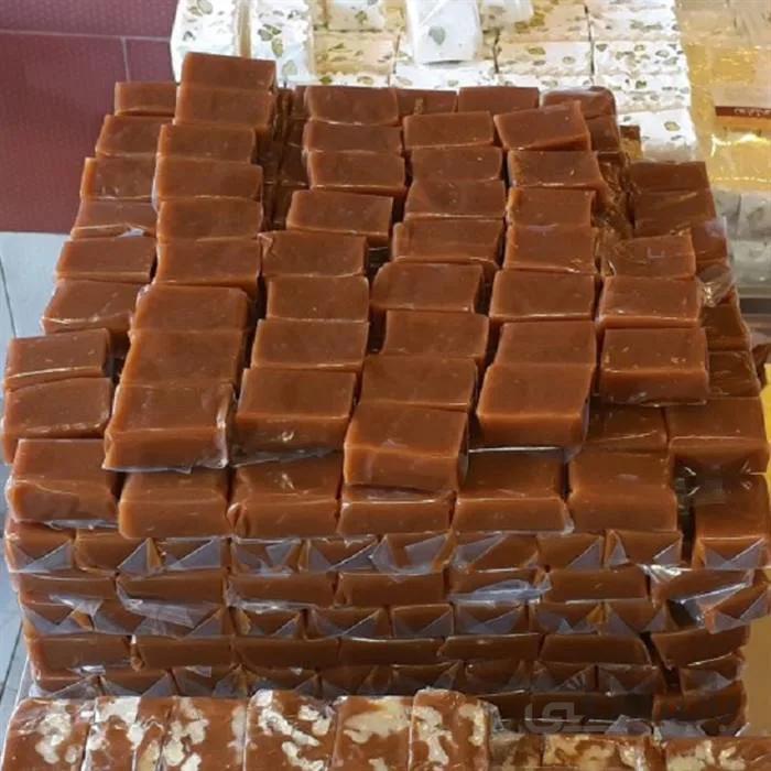 شکلات ریس ، ( کره ای شیری بدون مغز) ( 1 کیلویی ) ا شکلات ریس ، ( کره ای شیری بدون مغز) ( 1 کیلویی )