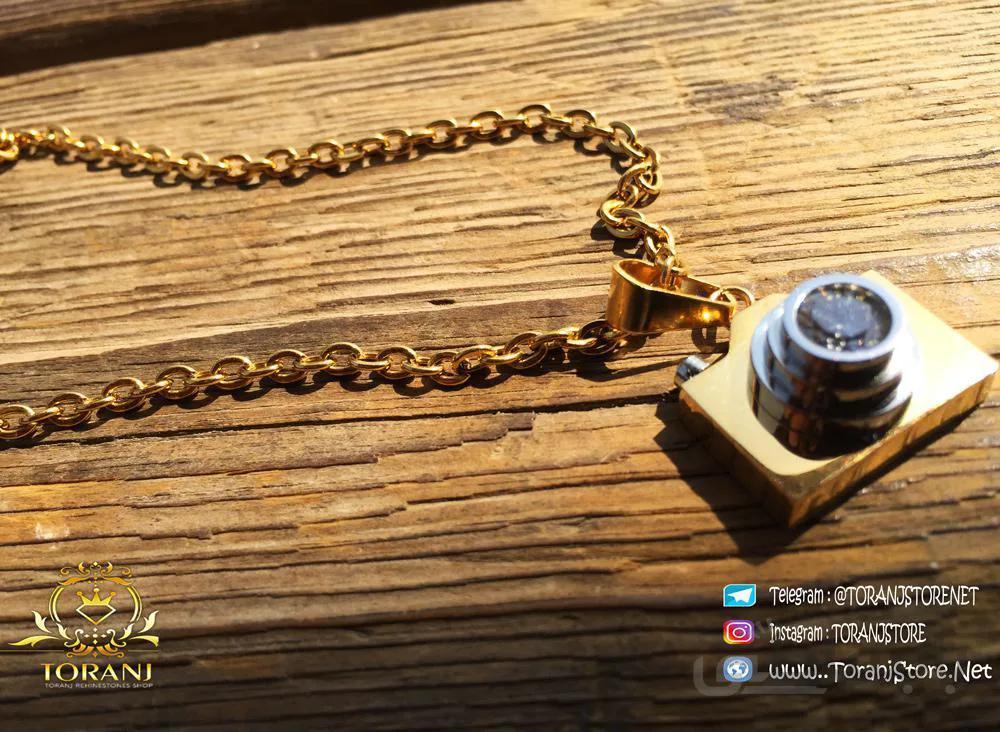 خرید گردنبند طرح دوربین عکاسی طلایی