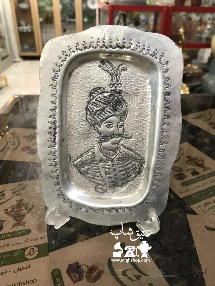دیوارکوب مسی قلم دار قلم و مس زنجان مهردار هنردست سایز کوچک طول ۱۷ عرض ۱۳ سانت