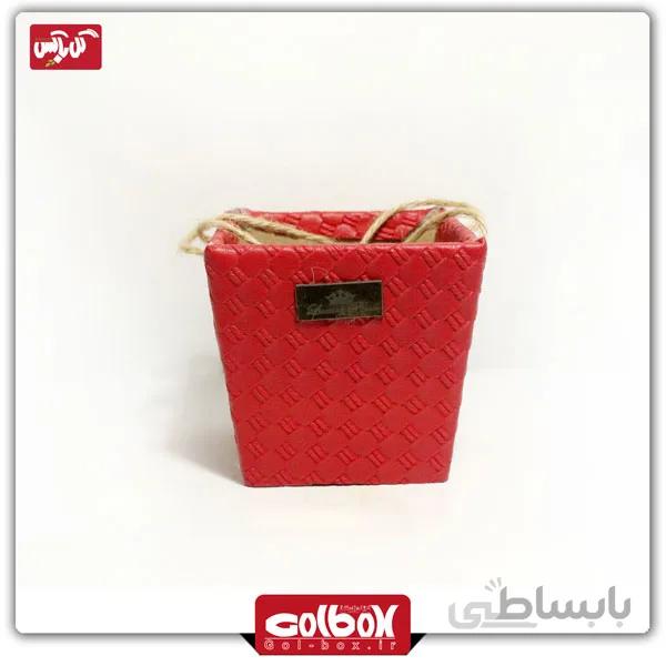 باکس گل چرمی مربعی رنگ قرمز کد 2140