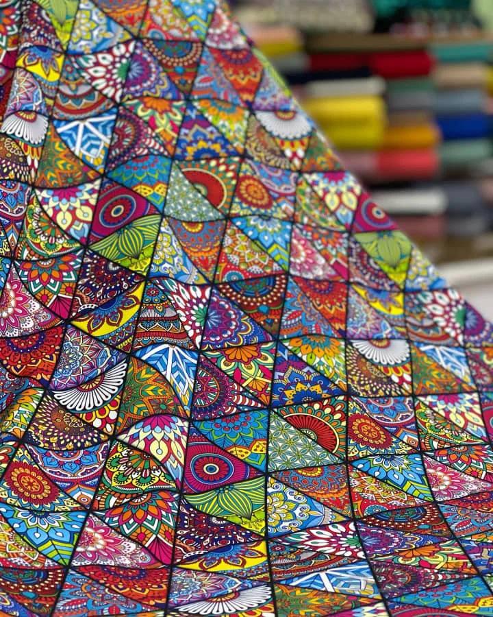 پارچه کرپ مازراتی طرحدار سنتی