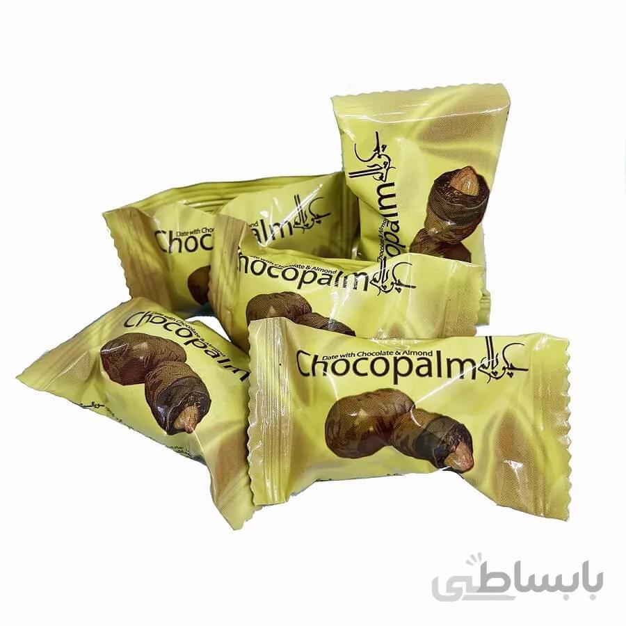 خرما شکلاتی با مغز بادام درختی