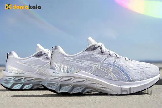 کفش اورجینال اسیکس نوابلاست پلاتینم دویدن و پیاده روی Asics NOVABLAST 2 PLATINUM 1012b131-020 ا Original running and walking shoes Asics NOVABLAST 2 PLATINUM 1012b131-020