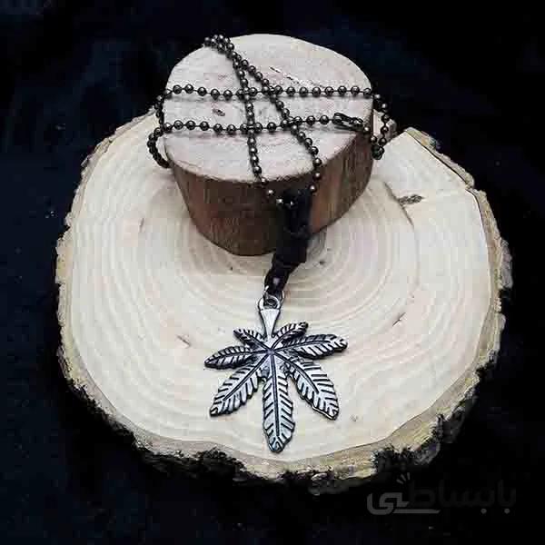 گردنبند طرح ماریجوانا کد gr01