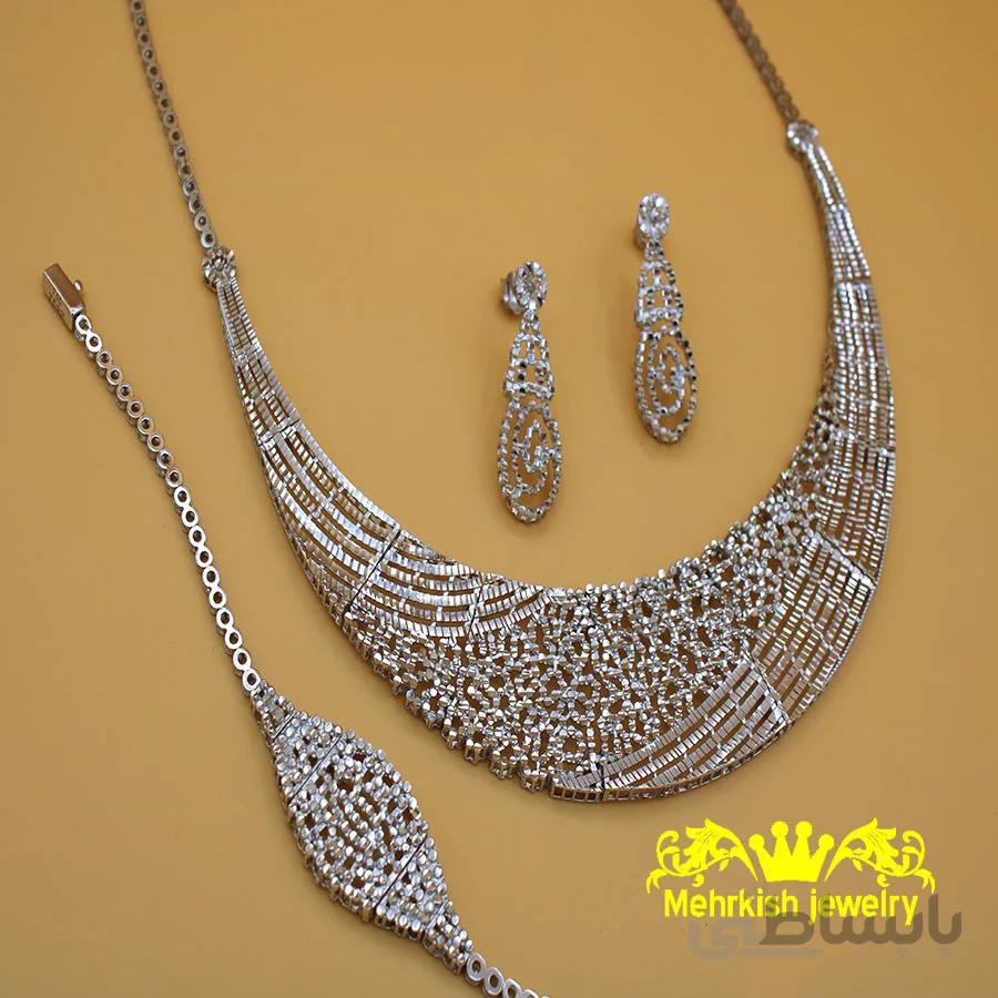 سرویس الینا