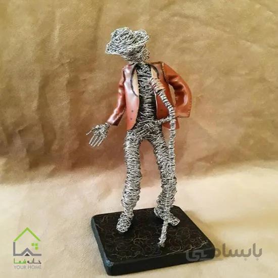 مجسمه هنرمند مایکل جکسون