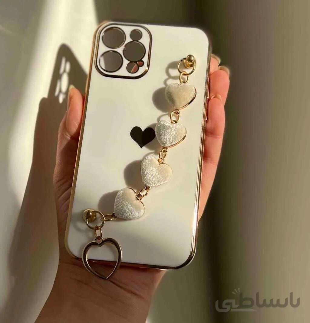 قاب موبایل به همراه زنجیر قلبی مخملی iPhone 12 pro max