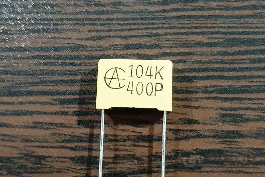 MKT 400V 100nF – خازن MKT، ظرفیت ۱۰۰ نانوفاراد، ۴۰۰ ولت