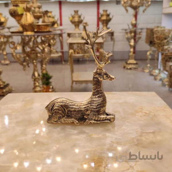 مجسمه برنزی گوزن نشسته کد ۱۲۶۹