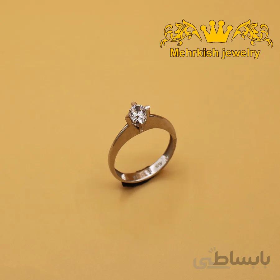 انگشتر تک نگین