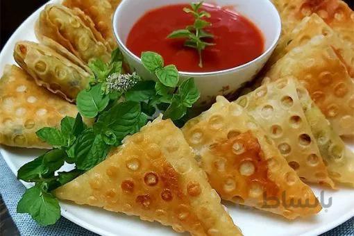 سمبوسه بسته ۱۰ عددی- ارسال فقط برای تهران