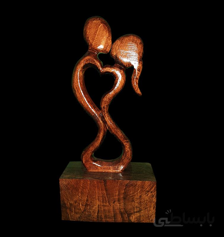 تندیس چوبی عاشقانه