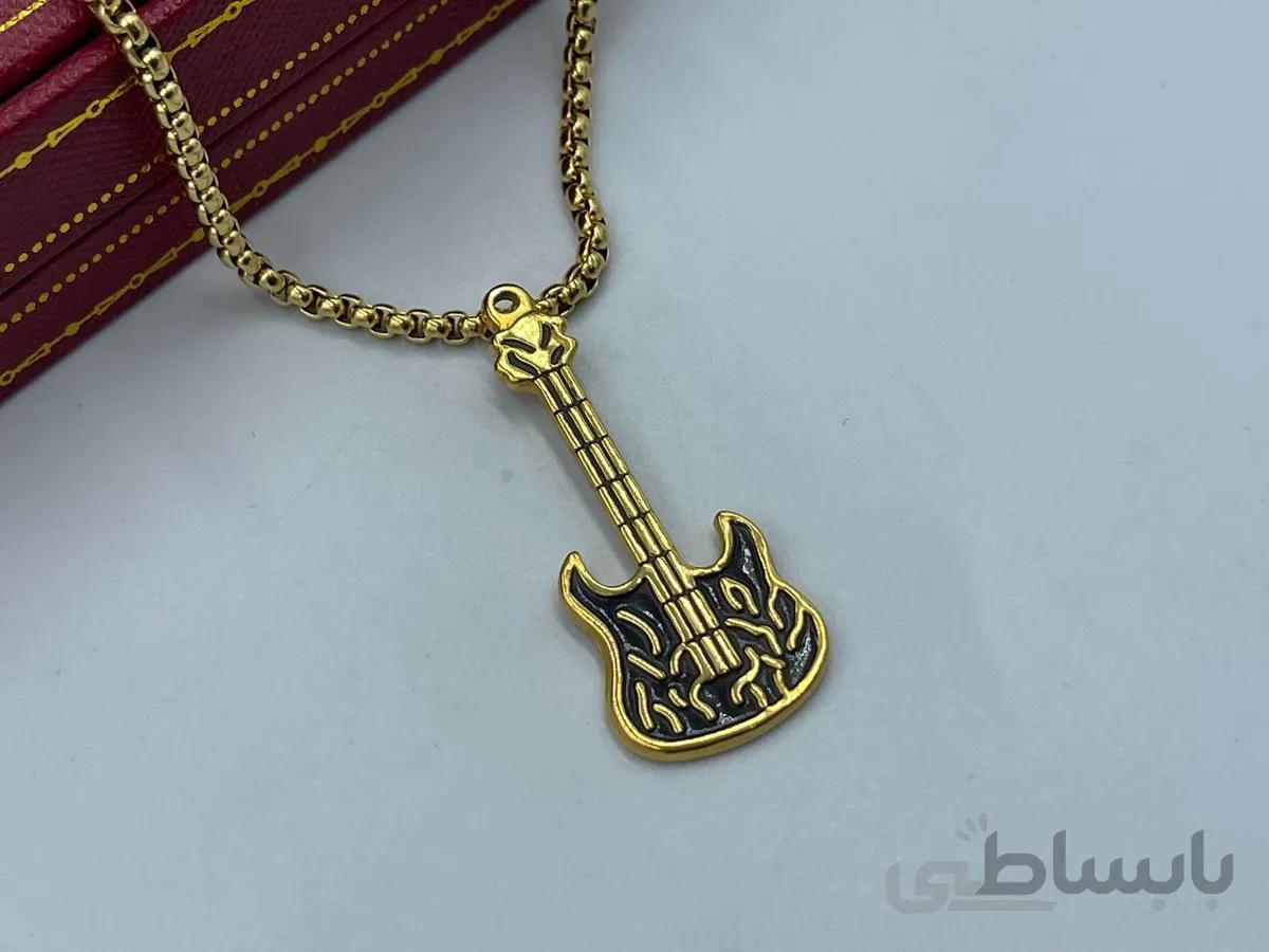 گردنبند گیتار راک طلایی مشکی
