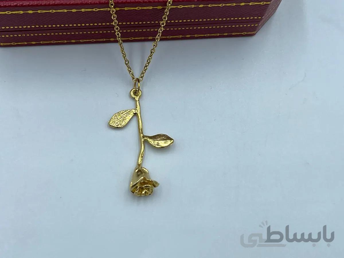 گردنبند گل رز طلایی