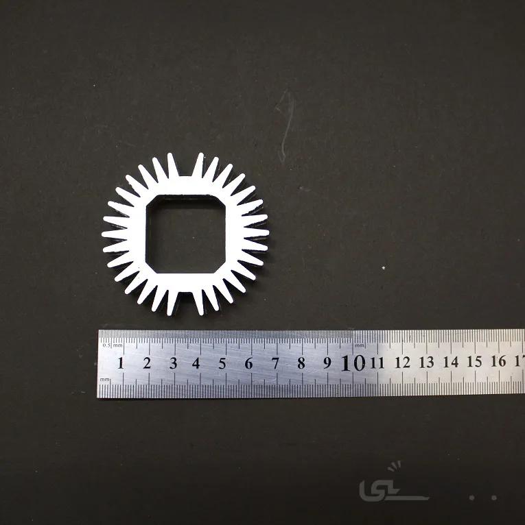 هیت سینک آلومینیومی خورشیدی توخالی مربعی 65x65x10mm