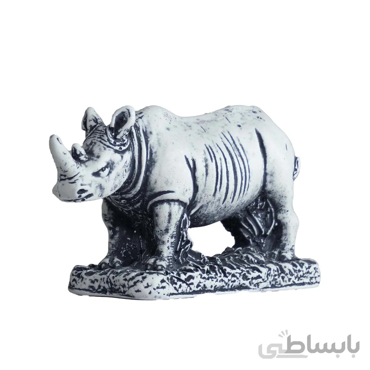 مجسمه کرگدن