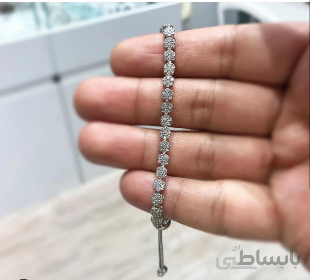 دستبند نقره ایتالیایی به همراه نگین برلیان و روکش طلا سفید کد ۱۰۱۷۷۶