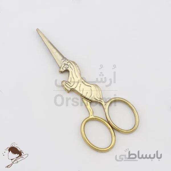 قیچی تزیینی نیدل پانچ و گلدوزی مدل تک شاخ طلایی
