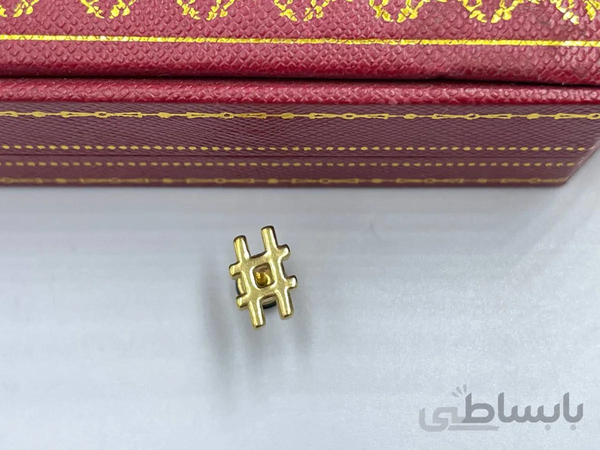 پیرسینگ گوش طرح هشتگ