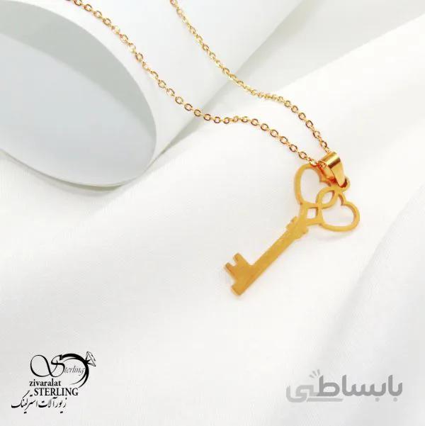 گردنبند استیل طرح قلب و کلید