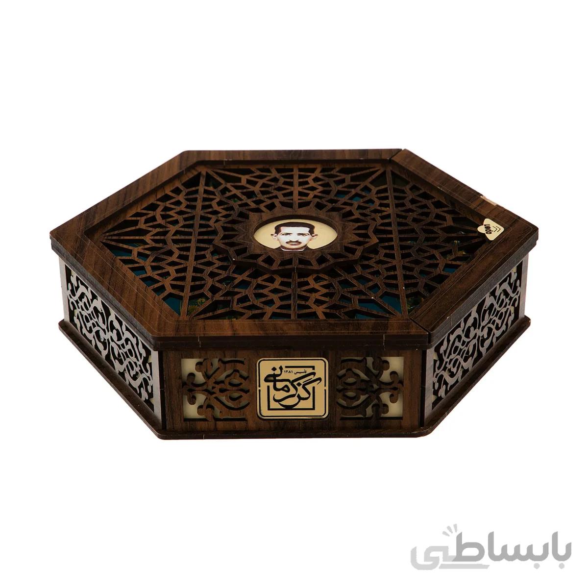 گز لقمه پسته 28 درصد جعبه چوبی شش ضلعی