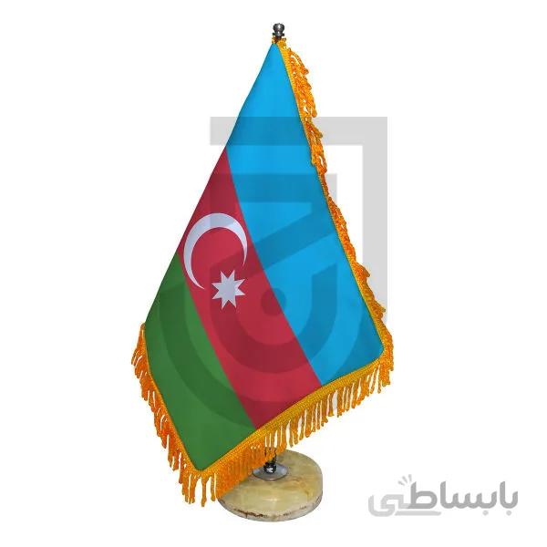 پرچم جمهوری آذربایجان دور ریشه