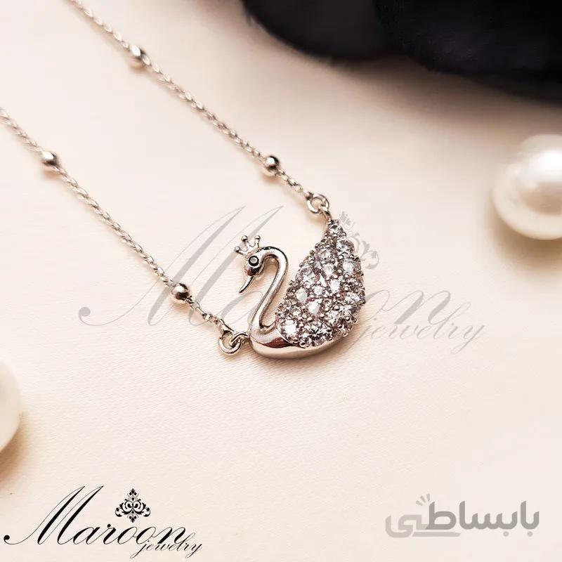 گردنبند قو سفید مارون CN164