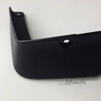 گِل پخش کن عقب چپ اصلی میتسوبیشی ( Genuine parts ) - لنسر