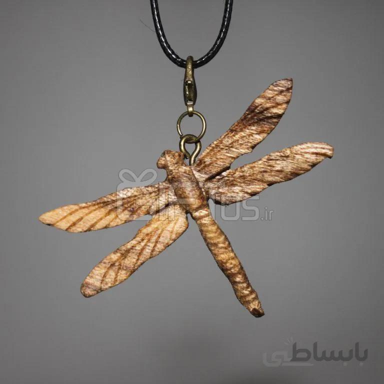 گردنبند چوبی طرح سنجاقک