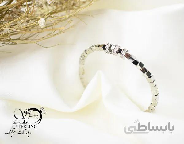 دستبند النگویی البرنادو زنانه نقره ای مربعی