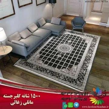 فرش مانلی زغالی 1500 شانه گل برجسته