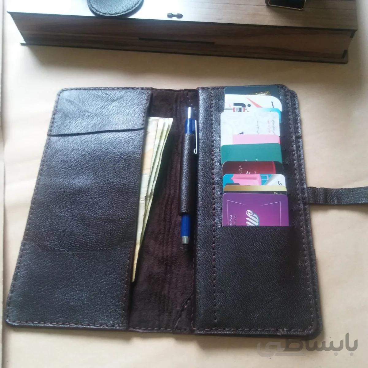 کیف دسته چک و جاکارتی چرمی کد ۱۰۱۴۰۰