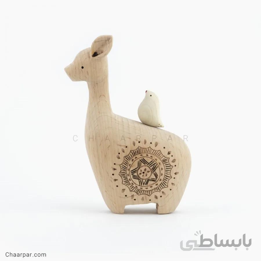 آهو و پرنده