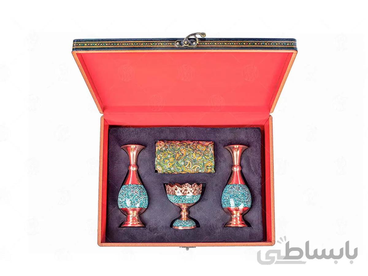 گلدان و آجیل خوری فیروزه کوبی و رومیزی ترمه