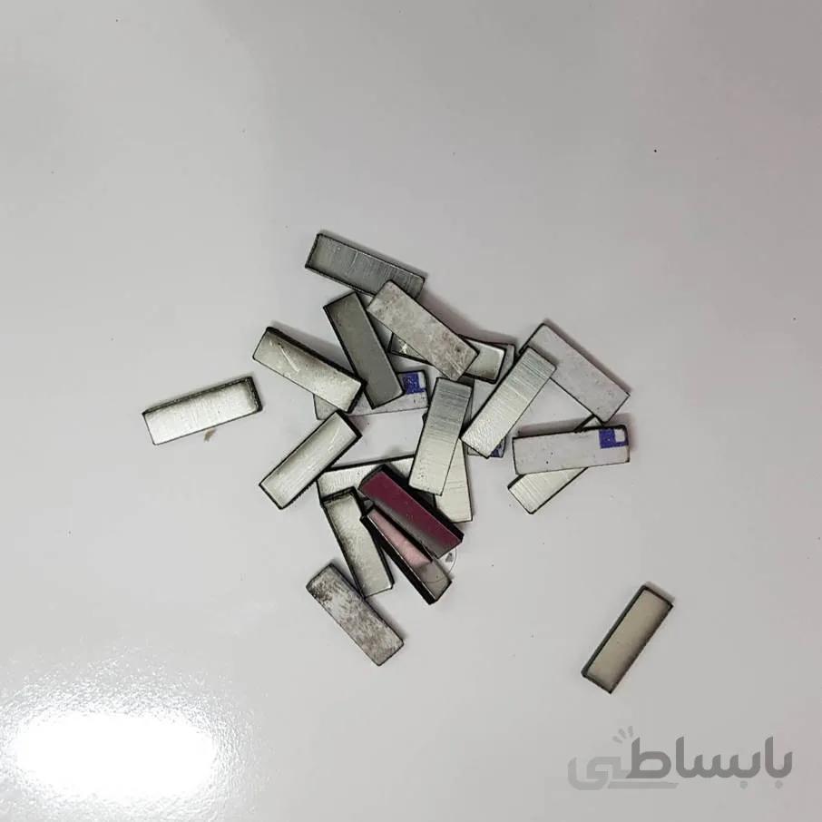 نشانه ساعت سایز کوچک نقره ای