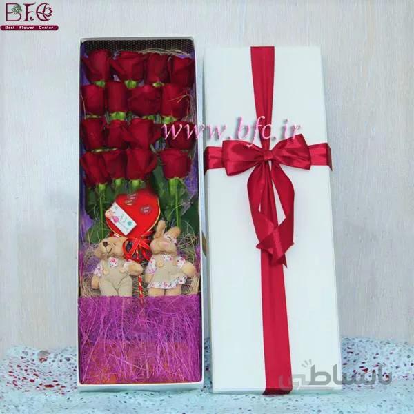 باکس گل و جعبه کادوئی با گل