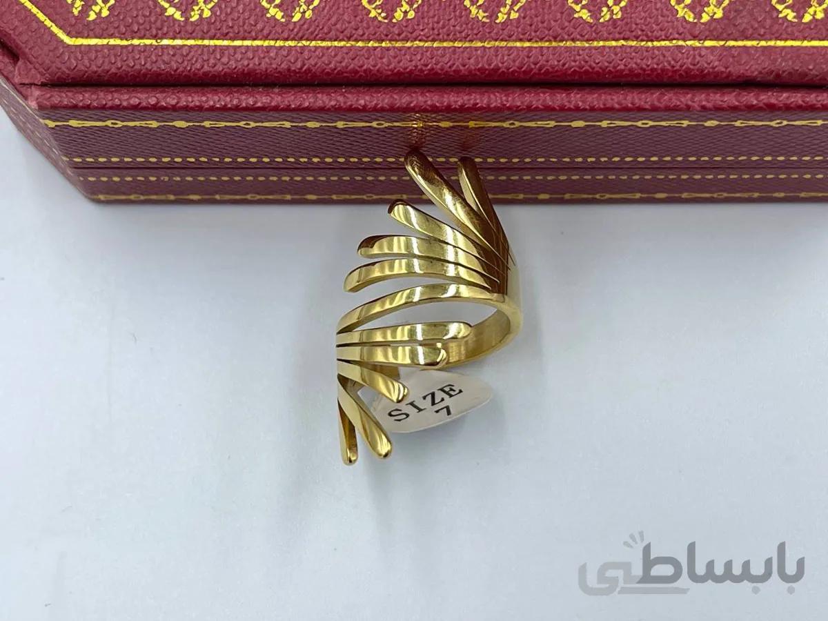 انگشتر طرح مینیمال طلایی
