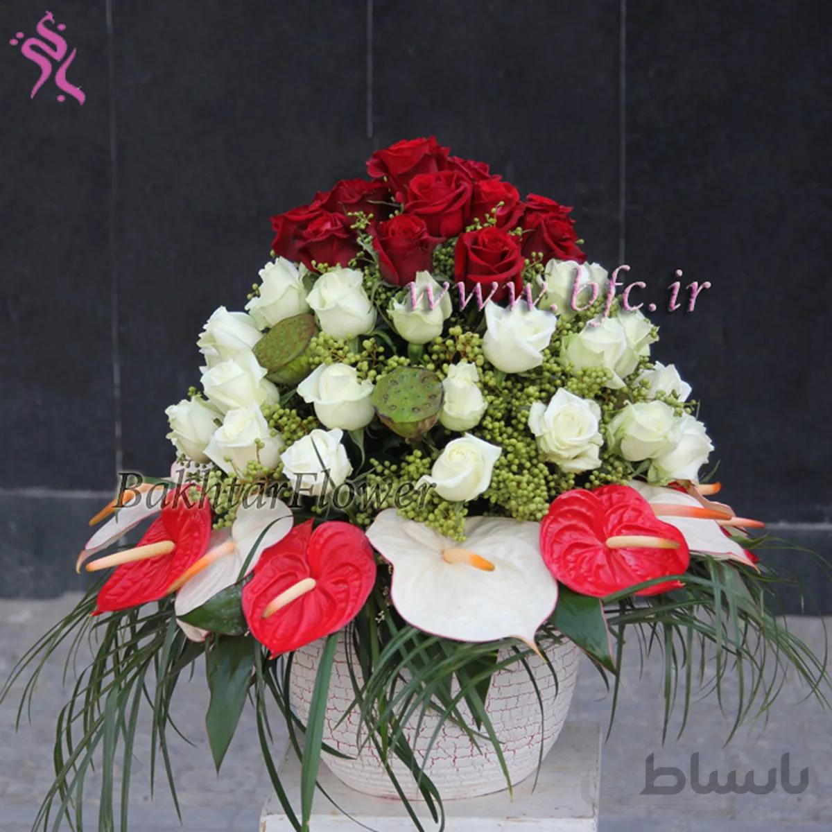 سبد رز و آنتریوم