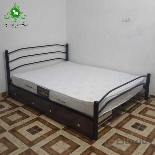 تخت خواب دو نفره مدل میله ای