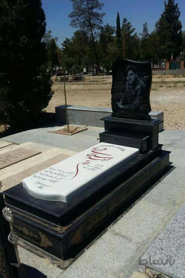 سنگ مزارترکیبی گرانیت ومرمر