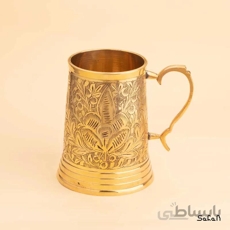 لیوان برنجی قلمزنی طلایی دسته دار