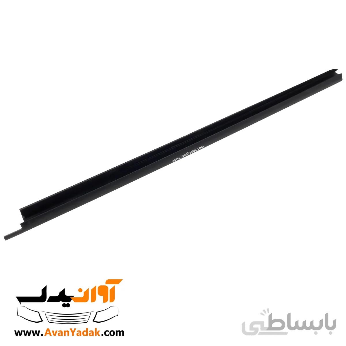آبگیر داخلی شیشه در جلو چپ ساینا و کوییک