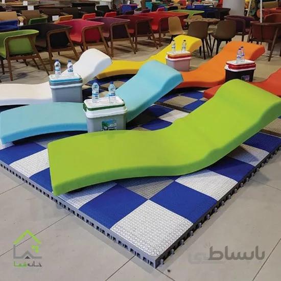 تخت کنار استخری