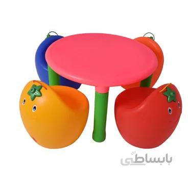 چهار عدد صندلی و یک عدد میز چیکو