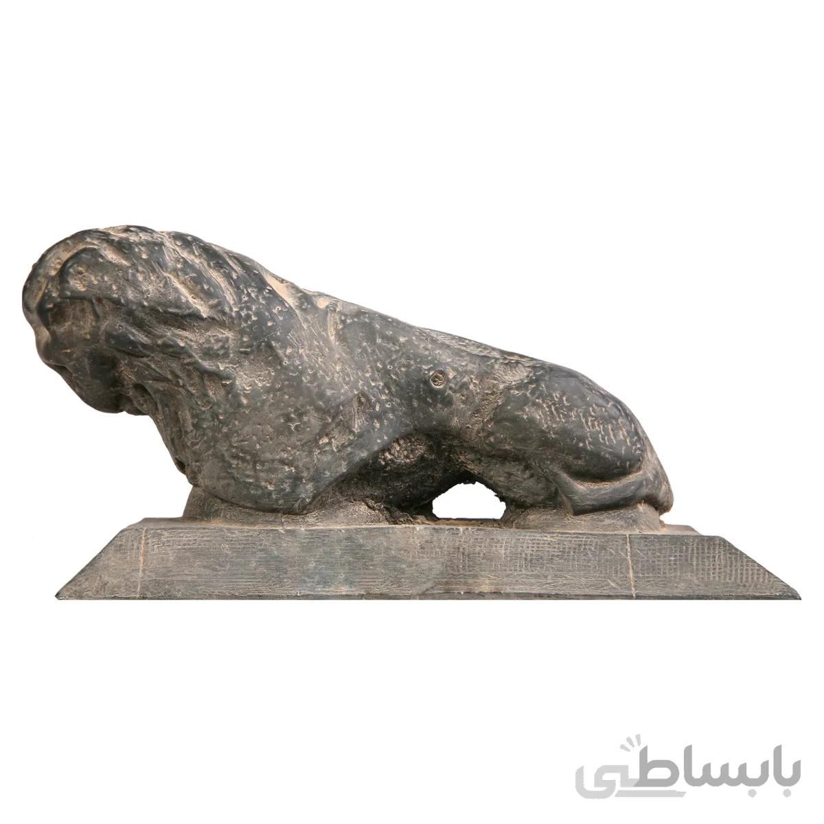 مجسمه تندیس و پیکره شهریار مدل شیر سنگی همدان کد MO1740