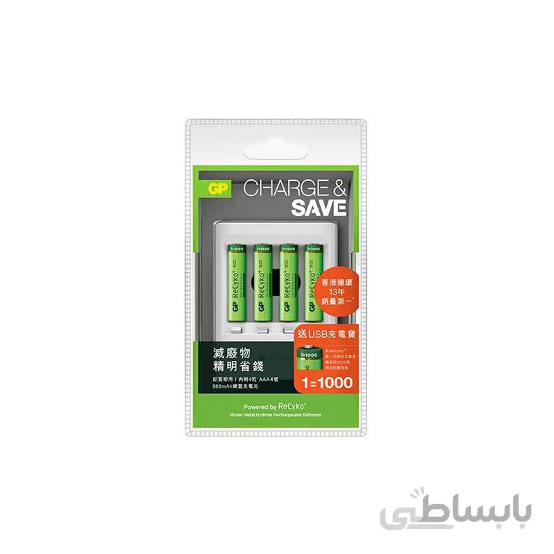 شارژر باطری جی پی به همراه 4 عدد باطری نیم قلمی Recyko+ با ظرفیت 1000 میلی آمپر