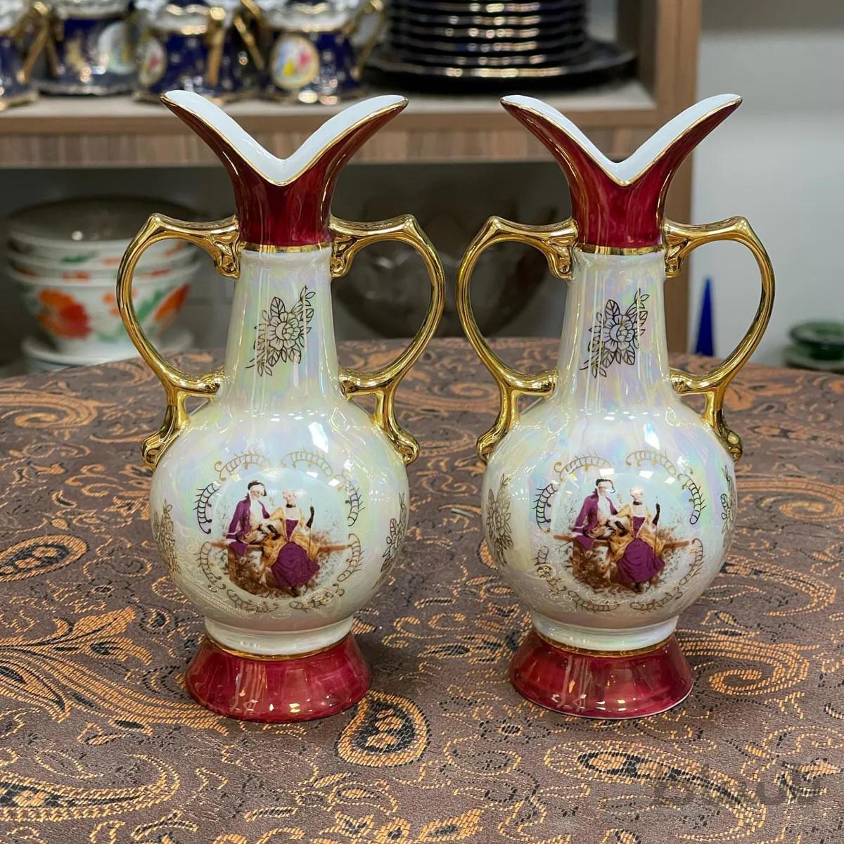 یک جفت گلدان لاکی مرمری لیلی مجنون قدیمی اصل ژاپن ارتفاع ۱۷ سانت کاملا سالم و نو