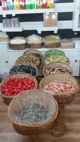 ظرف آجیل و شکلات فروشگاهی